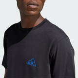 Adidas TRIPLE STRIPE VIBE GRAPHIC T-SHIRT - Uomo
